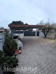 Xalet a Santa Quiteria - Les Boqueres. Chalet reformado con amplio terreno, garaje, piscina y terraza