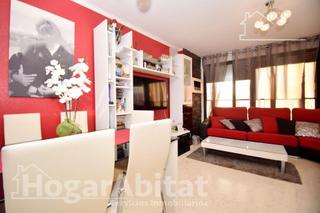 Appartement  Avenida vall d' uxo. Seminuevo y amplio con terraza, garaje y trastero