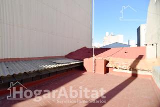 Maison à Centro. Magnifica casa con terraza y local comercial en el centro