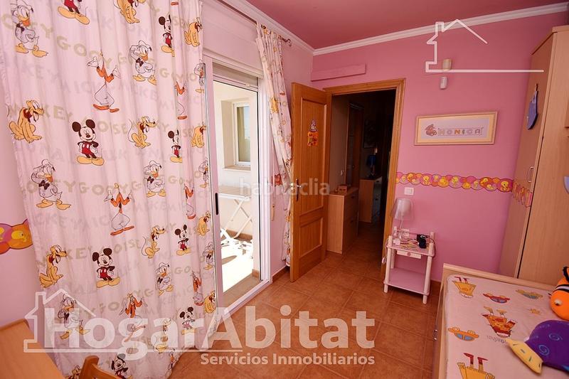 Foto b63848e8-8d24-4584-8e28-b1285c7a84fe. Casa adossada amb aparcament a La Torre-Playa de Chilches Moncofa