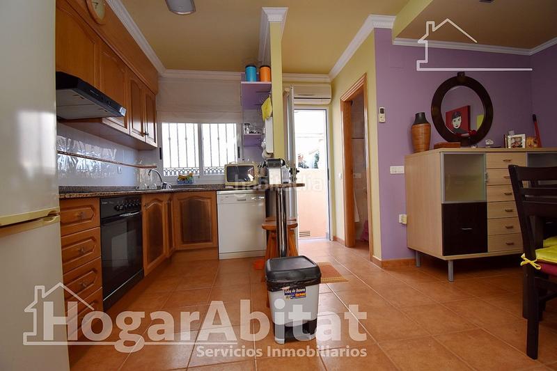 Foto ce9b5d7f-b296-4a03-8246-f9acb6eecf45. Casa adossada amb aparcament a La Torre-Playa de Chilches Moncofa