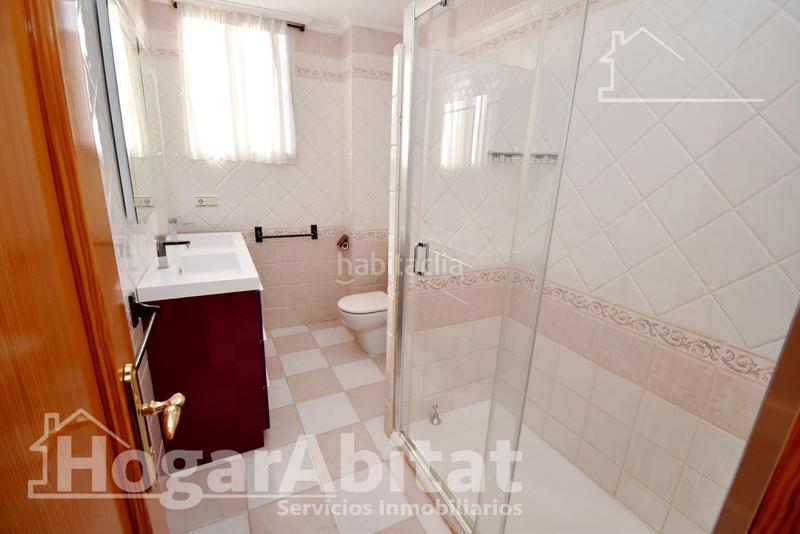 Foto 1543d277-968a-4e74-ada2-09f49290073d. Casa con riscaldamento parcheggio in Avenida Alemania-Italia Villarreal / Vila - real