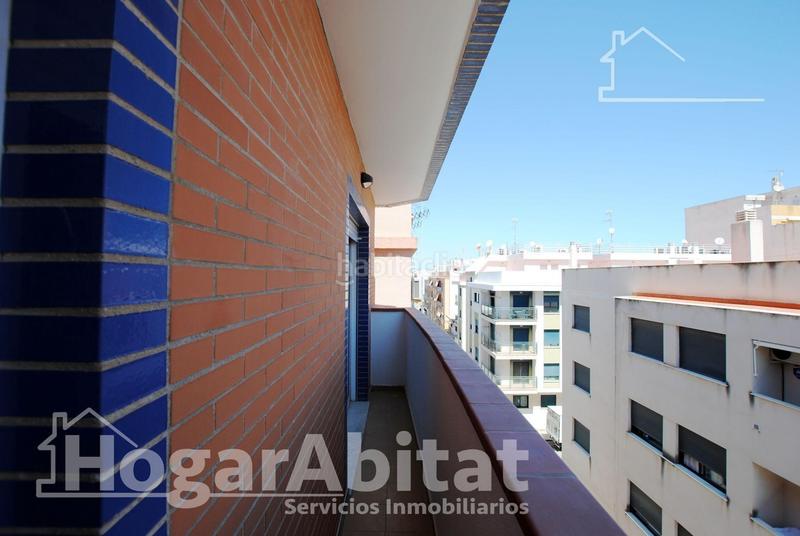 Foto e749660d-b2a6-4382-83d6-3fe0db0caba6. Edificio in Oliva pueblo Oliva