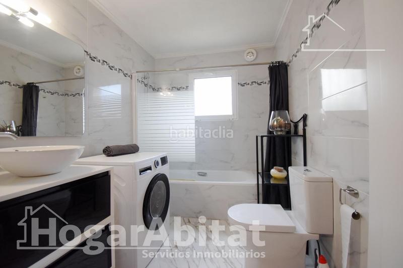 Foto 439f2a49-62c7-4710-b060-cc467b93e45a. Chalet precioso chalet con piscina, terraza , barbacoa y parking con vistas despejadas en Gandia