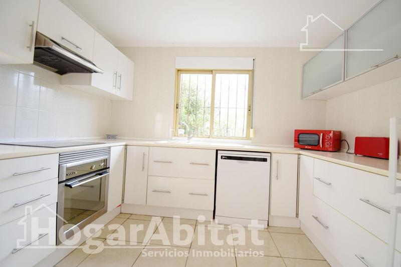 Foto d97a5083-1edc-47e7-88d5-91e640fbe1e3. Chalet precioso chalet con piscina, terraza , barbacoa y parking con vistas despejadas en Gandia