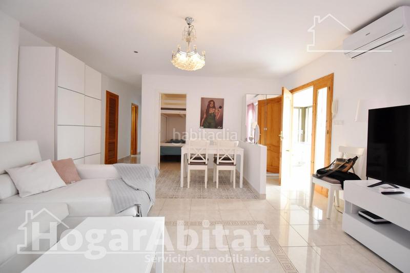 Foto e1d2ec2b-9c61-49fb-accb-a9c635278097. Chalet precioso chalet con piscina, terraza , barbacoa y parking con vistas despejadas en Gandia