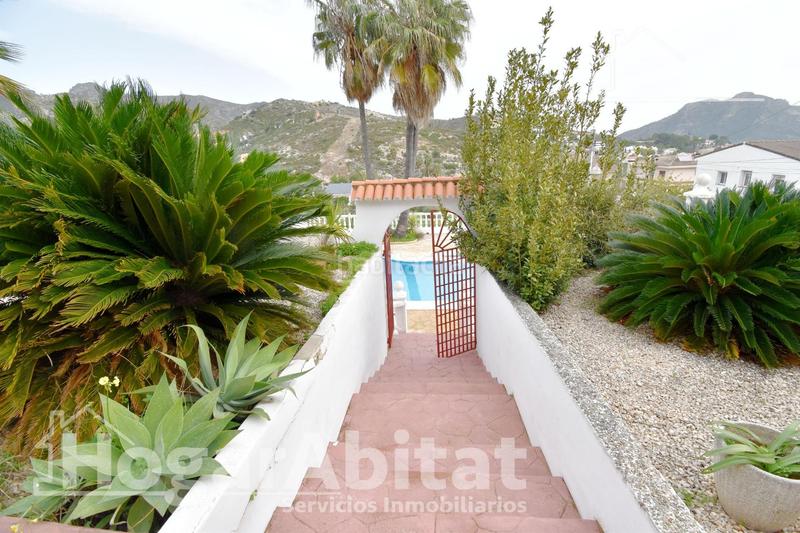 Foto f0b6af51-d35a-4e1c-92a5-97aa0b9e0f8e. Chalet precioso chalet con piscina, terraza , barbacoa y parking con vistas despejadas en Gandia