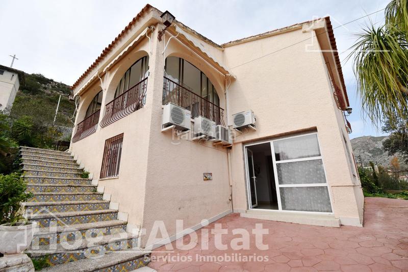 Foto f68ef5f6-3a3e-400a-a030-2418fbbc72bb. Chalet precioso chalet con piscina, terraza , barbacoa y parking con vistas despejadas en Gandia