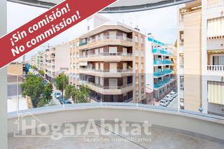 Piso  Calle ramon gallud. Vivienda de lujo con piscina, terraza y balcón cerca de la playa