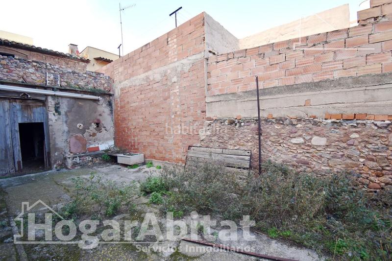 Foto c2276b3d-8bb8-40a1-8bc7-a1f90f323e0a. Casa a Vall d´Uixó (la)