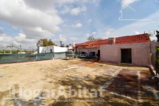 Casa a Faitanar. A un paso de valencia! gran casa con terraza y garaje