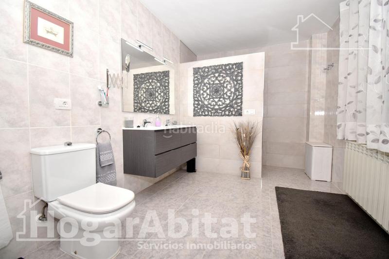 Foto 2947a442-47d0-444f-8738-4d17c562b3f0. Chalet espectacular chalet de lujo con garaje, dos terrazas y parcela en Vall d´Uixó (la)