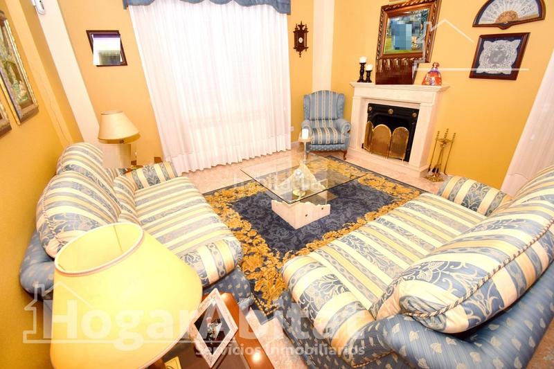 Foto f6cc9848-aec8-4bd0-8b7d-aa49e6926391. Chalet espectacular chalet de lujo con garaje, dos terrazas y parcela en Vall d´Uixó (la)