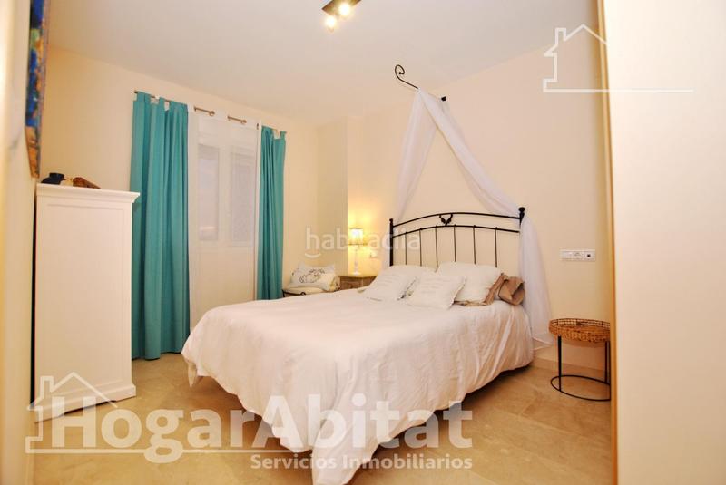 Foto 3f93789a-2fd0-4be6-b83c-2568200451e4. Piso acogedor y todo exterior en residencial con piscina y terraza cerca del mar en Oliva