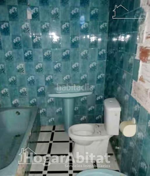 Foto b97cf03c-2171-468e-a5aa-5715640eef16. Casa economico! casa con terraza y con muchas posiblidades en Alzira