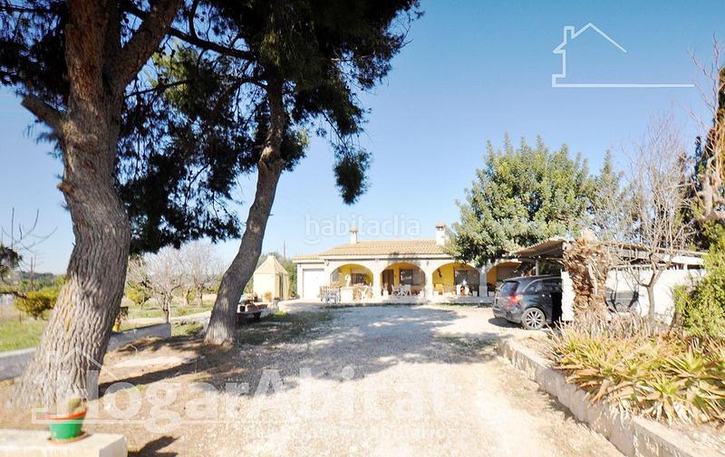 Foto 8ea8c362-26bc-4161-8b07-f4e0a9f1e57e. Chalet mit heizung parking pool in Camí de Paterna-Lloma del Calderer Bétera