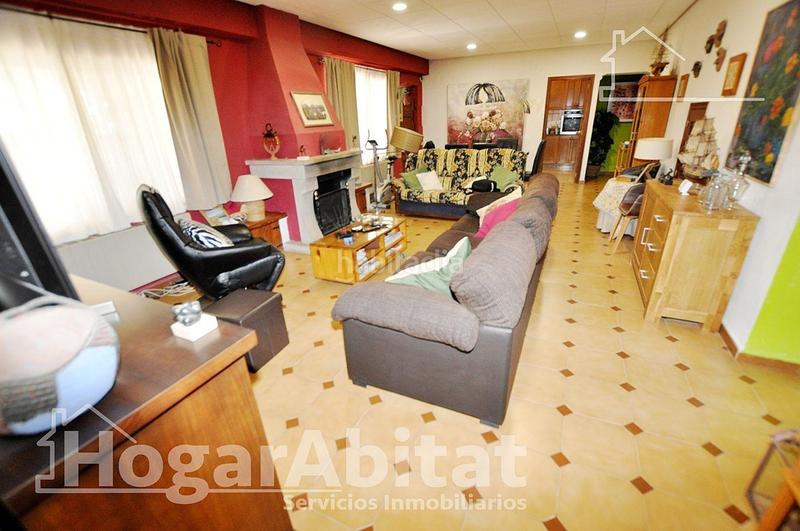 Foto 9af19b77-f1e8-4311-bd50-5c15b431c322. Chalet mit heizung parking pool in Camí de Paterna-Lloma del Calderer Bétera