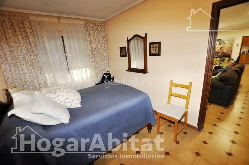 Foto c0b612b6-831e-432b-86a3-3e8005add15e. Chalet mit heizung parking pool in Camí de Paterna-Lloma del Calderer Bétera
