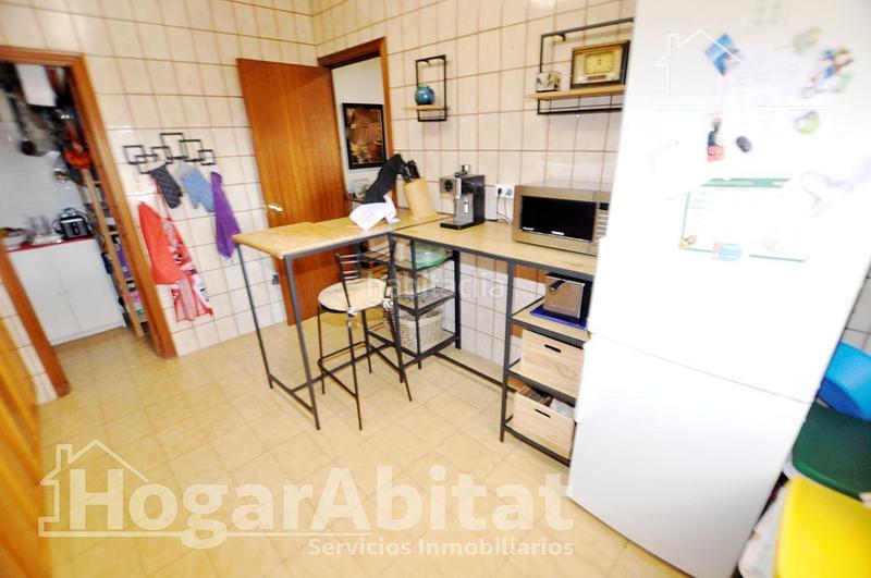 Foto c528fa82-1e9f-42f8-ab2b-cb8f7957d584. Chalet mit heizung parking pool in Camí de Paterna-Lloma del Calderer Bétera