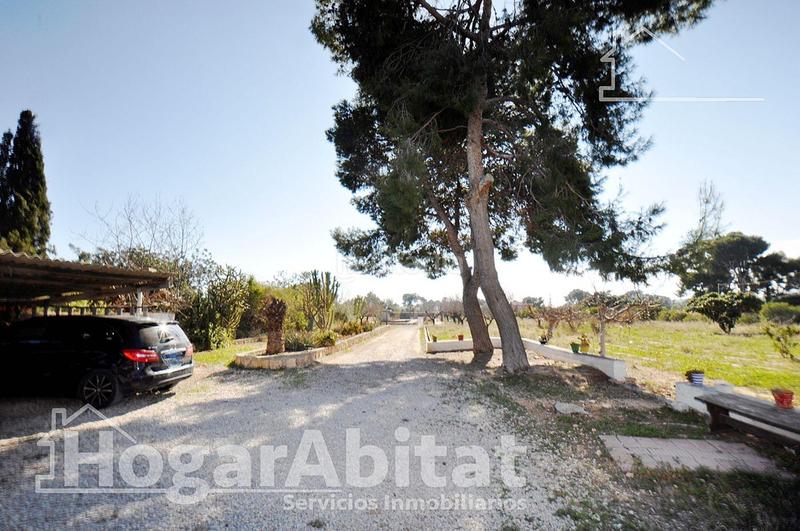 Foto dc24df69-eecd-48e9-9e63-6257d1d0da01. Chalet mit heizung parking pool in Camí de Paterna-Lloma del Calderer Bétera