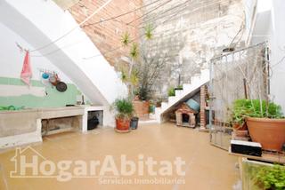 Casa a Oliva Pueblo. Oportunidad! amplia casa con terraza cerca de la ctra de denia