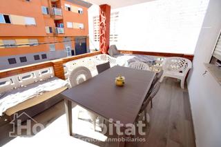 Xalet a Chilches. Chalet reformado con barbacoa, garaje y terraza junto a la playa