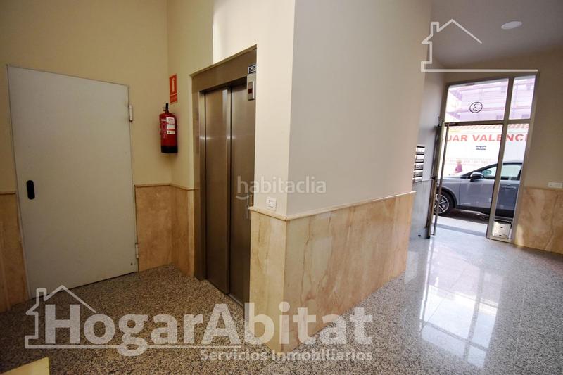 Foto cd81dc5e-35f1-4539-a5ac-1f84f1776a9b. Flat with heating parking in Piscinas Burriana