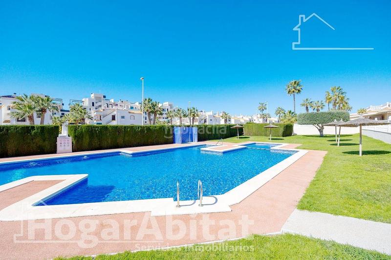 Foto 48a18cc8-09ec-4986-a2bd-34fe20aee668. Chalet with heating parking pool in Lomas de Cabo Roig - Los Dolses Orihuela