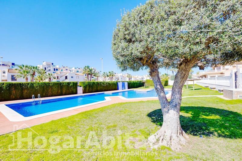 Foto c515e651-ba68-44f6-9b7d-b27b9da3a0d5. Chalet with heating parking pool in Lomas de Cabo Roig - Los Dolses Orihuela