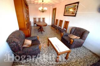 Appartement  Avenida monti. Muy amplio con balcón y vistas a la montaña