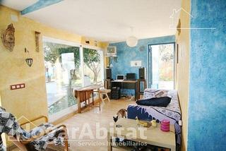 Chalet à El Grao. Oportunidad de inversión! gran chalet amplio con garaje y parcel