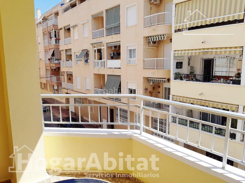 Foto ff80cdde-9b8e-412b-b54c-d6c1e2fd6f79. Appartamento con parcheggio in Zona Playa de los Locos Torrevieja