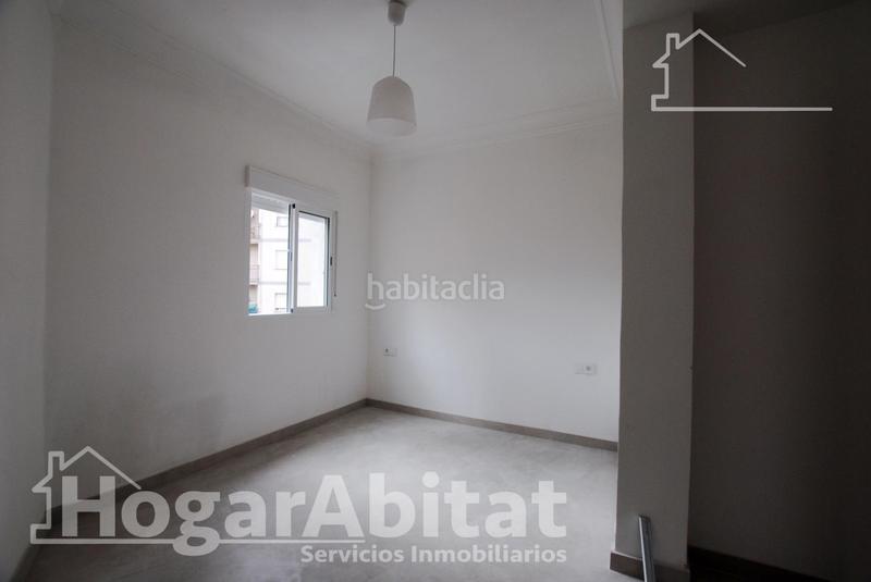Foto 446cbf38-50d5-4cfb-aad8-fc5a72df94ca. Piso excelente oportunidad! amplio, reformado y exterior con trastero en Gandia
