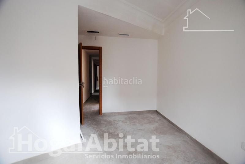 Foto a5ac77d3-d62b-4352-b26b-4c88b2e74f8c. Piso excelente oportunidad! amplio, reformado y exterior con trastero en Gandia