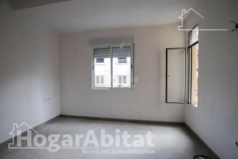 Foto a80e7848-9c0d-4cc3-89cc-af7acc782dd8. Piso excelente oportunidad! amplio, reformado y exterior con trastero en Gandia