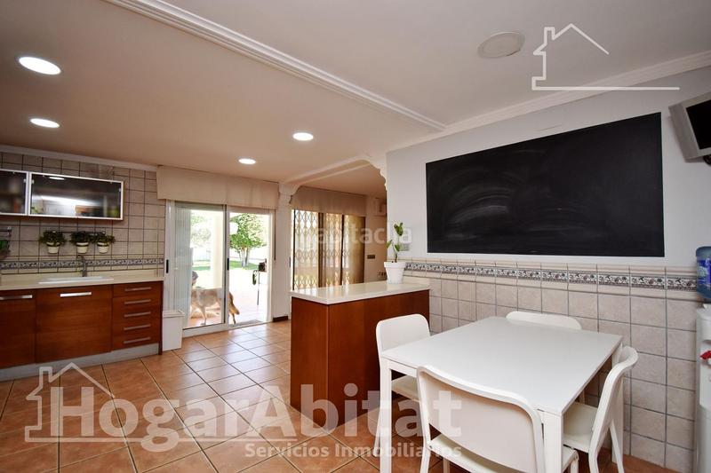 Foto ba86b9ba-20c8-4309-a05e-f232cda851af. Xalet amb calefacció aparcament a El Grao Castellón de la Plana