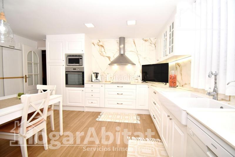 Foto aa860789-4224-4a14-8d98-70e7a52d5a3f. Chalet espectacular chalet de lujo con garaje, dos terrazas y parcela en Vall d´Uixó (la)
