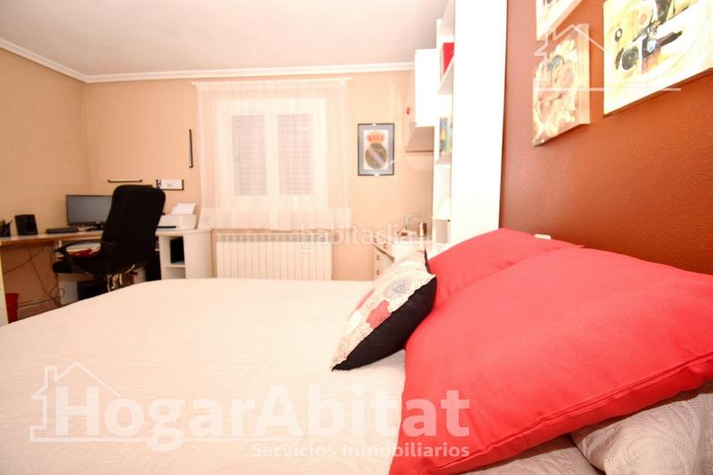 Foto b95833d7-4f8c-4391-8eb5-e55ce1ed7860. Chalet espectacular chalet de lujo con garaje, dos terrazas y parcela en Vall d´Uixó (la)