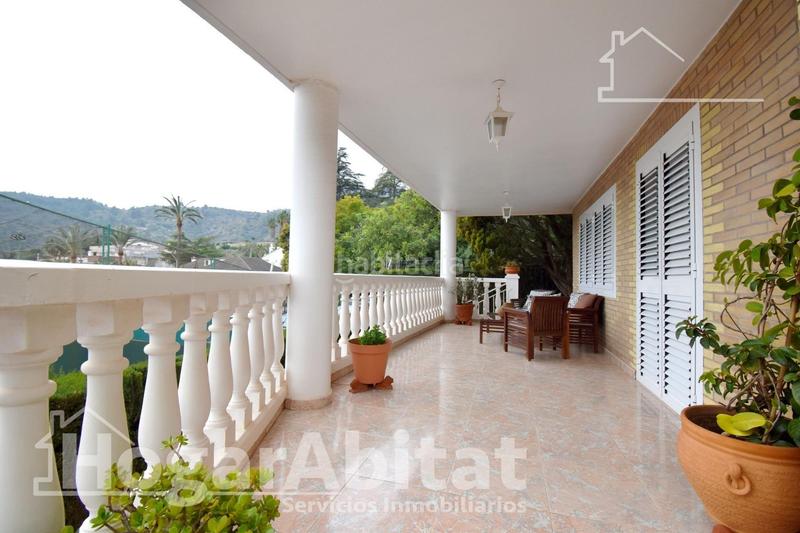 Foto f11a82db-4efb-4390-a432-a3b34a6e1037. Chalet espectacular chalet de lujo con garaje, dos terrazas y parcela en Vall d´Uixó (la)