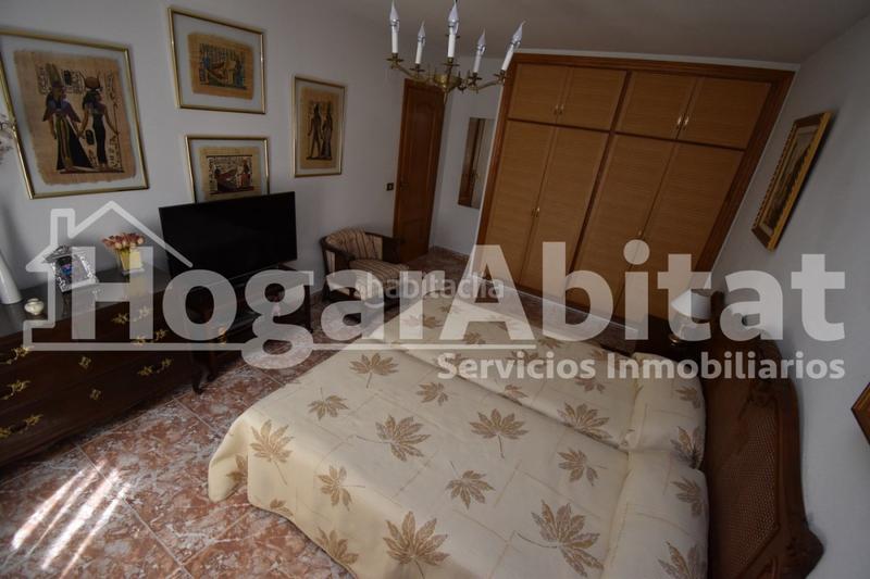 Foto 442f2aa0-a79f-4736-ae70-d9a563db6c33. Chalet villa de 2 alturas con jardín y piscina en Burriana