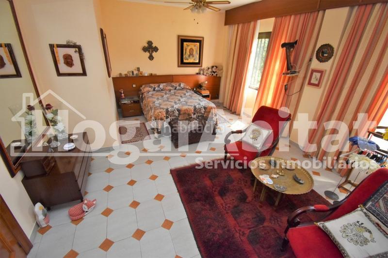 Foto 94003830-6270-4397-8629-eec81c65d4fb. Chalet villa de 2 alturas con jardín y piscina en Burriana