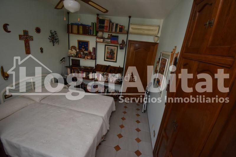 Foto add5217b-04ca-4990-b50e-bf4b872b0237. Chalet villa de 2 alturas con jardín y piscina en Burriana