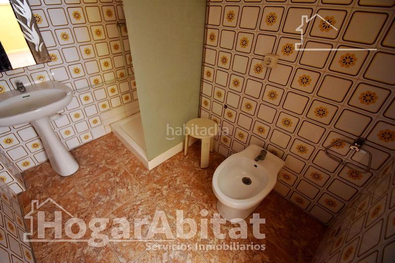 Foto 52256c88-d24f-46ad-9def-12e273c5512e. Casa gran casa semireformada con terraza en El Pilar Villarreal / Vila - real
