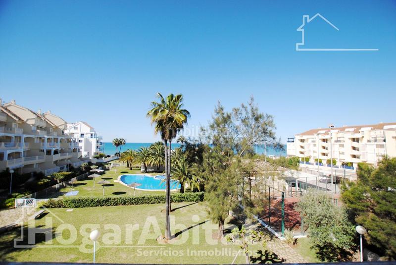 Foto 5d38fbcd-051a-42b6-8f1b-b89052140ad3. Piso vistas frontales al mar! luminoso en residencial con piscina y terraza en Dénia