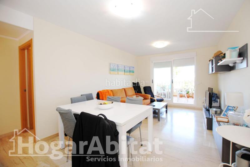 Foto a9d735f8-60e4-4b8b-86a5-3a6fce2476f0. Piso vistas frontales al mar! luminoso en residencial con piscina y terraza en Dénia