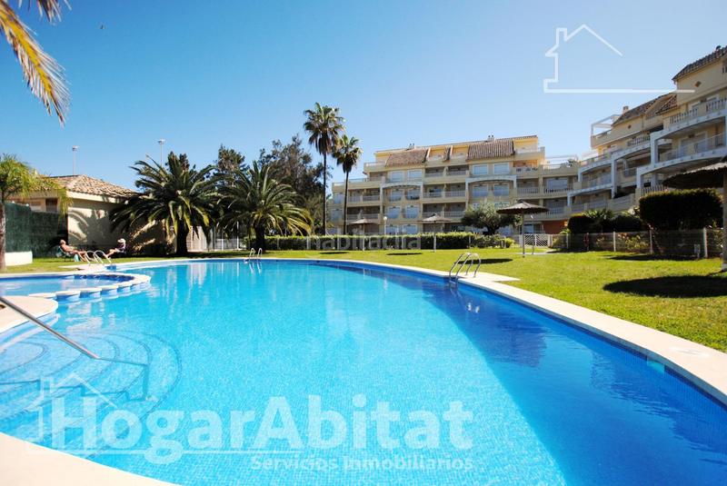 Foto aada9e82-e66c-45d4-a7e1-712207d0a9e2. Piso vistas frontales al mar! luminoso en residencial con piscina y terraza en Dénia