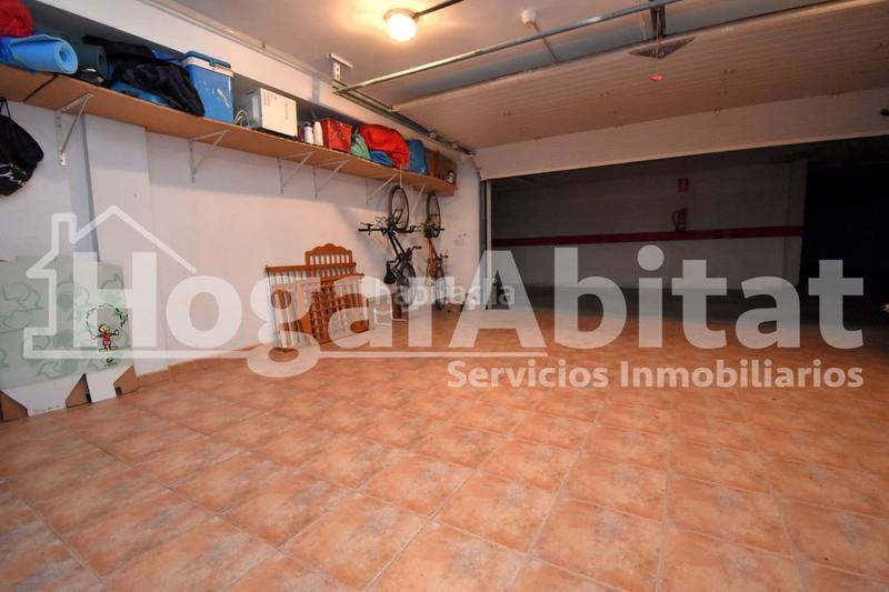 Foto 02f47274-5916-41e7-b67d-626b629c238f. Reihenhaus mit parking pool in Playa Burriana