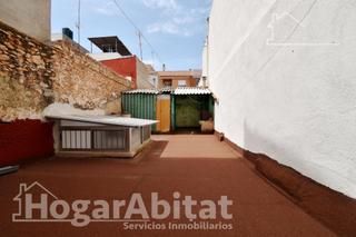 Maison à Centro. Amplia y luminosa casa con terraza, balcón y trastero