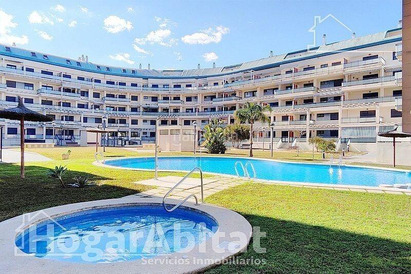 Foto b7d3c3db-7f58-4d04-93cd-32b09ca5577c. Piso residencial de lujo! acogedor y luminoso con terraza cerca de la playa en Dénia