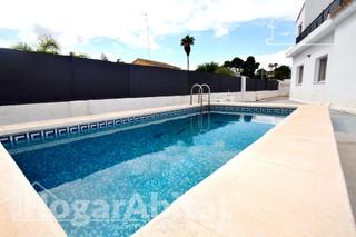 Xalet a La Cañada. Chalet espectacular! reformado con piscina privada y gran terraz